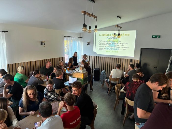 Fotka — 1. hospodský kvíz na Hovězí
